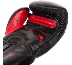 Venum Giant 3.0 Boxing Glovesred