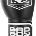 BadBoy Strike Boxing Gloves - Sorte3